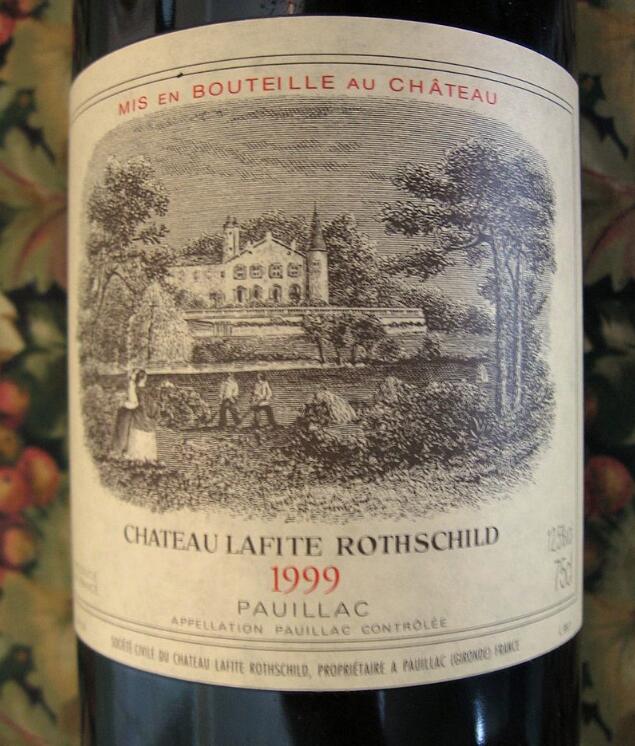 拉菲红酒回收：法国拉菲红酒具有重要的地位和价值！